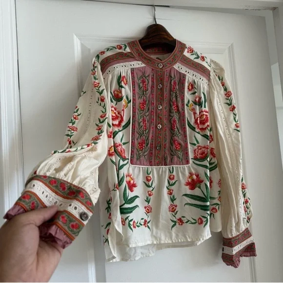 Farm Rio Off-White Ainika Delicate Blouse - Picture 2 of 9